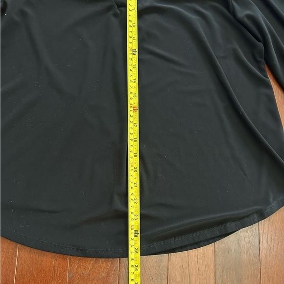 Vince Camuto Women’s Black 3/4 Sleeve V-Neck Comfort Stretch Relaxed Blouse M - Picture 9 of 12